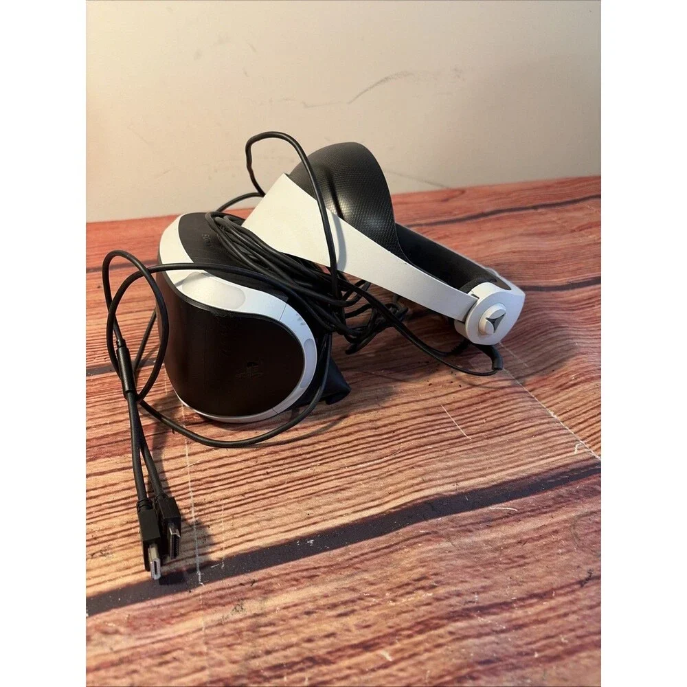 Sony PlayStation VR PSVR PS4 White Virtual Reality Headset Only